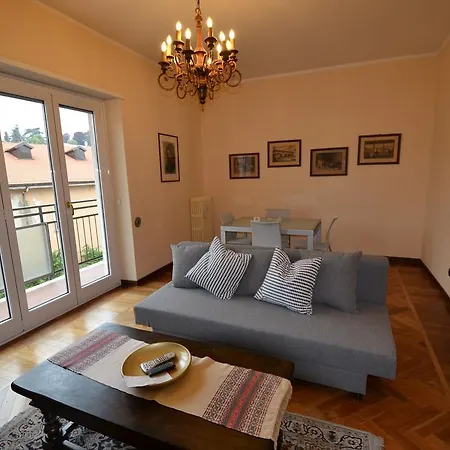 Magenta Apartment Varese