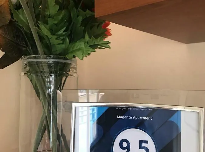 Magenta 아파트 바레세